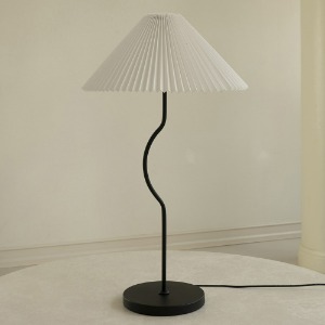 FF COLLECTIVE PLEATED MEDIUM STAND LAMP - BLACK